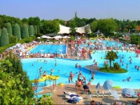 Albatross Mobile Homes on Camping Bella Italia