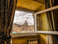 A View & A Touch of Rome