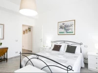 Enchanting R(h)ome Apartment