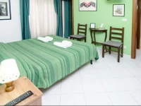 Strawberry House Bed & Breakfast