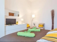 TriDomus Apartment - Filiberto 233