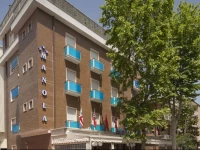 Hotel Manola
