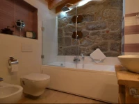 Il Noce alla Finestra