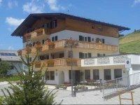 Pensione Travenanzes