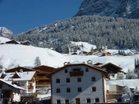 Apartments Restaurant Rusctlea