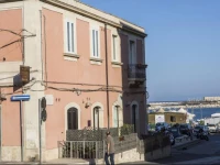 Lakkios Residence B&B