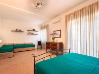 Casa Sorrento Centre