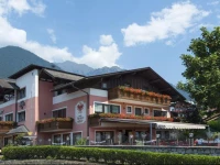 Hotel Zum Tiroler Adler