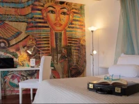 Garibaldi 18 - Rooms And Suite