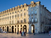 Piazza Castello Suite