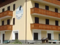Appartamenti Casa Vacanze Raethia