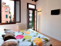 Faville - Rialto Apartments