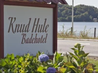 Knudhule Badehotel