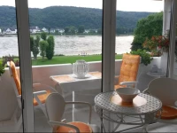 Ferienappartements Mit Top- Rheinblick