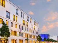 Novum Winters Hotel The Wall