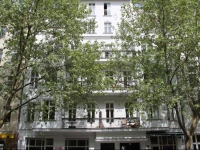 Nollendorf Apartments MotzstraГџe