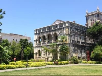 Weizhou Island Sun Tea Inn