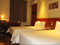 Goldmet Inn Changzhi Bayi Square 3*