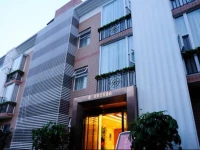 Chengdu Huanbian Art Hotel