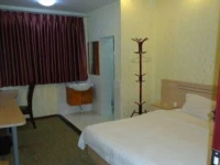 Yuhang Business Hotel