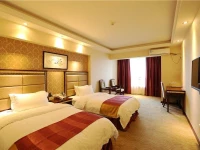Chengdu Jinmao Plaza Hotel 3*