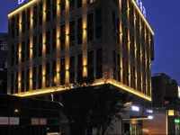 Longqin Ruiping Hotel