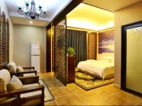 Qininn Zhangjiajie Huayangnianhua Store