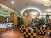 E Mei Shan Central Sunshine Hotel