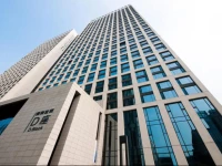 Poly World Trade Centre Apartment - YiCheng