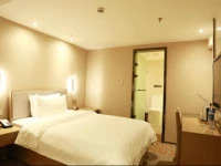 Lavande Hotel Baogang Avenue Guangbai Xinyi Branch