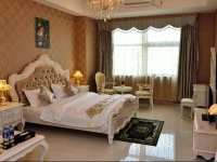 Moon Shine Apartment Hotel