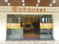 V8 Hotel Xilang Subway Branch