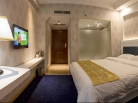 Guilin JingYi Holiday Hotel