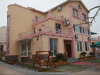 Qingdao Home Holiday Hotel