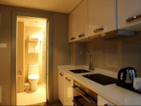 Hongjie Apartment East Railway Station