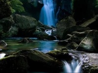 Leshan Emerald Guest House