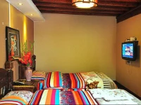 Xiangzuo Time Fengyun Inn