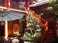 Shuhe Zaibiechu Inn