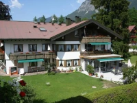 Ferienwohnungen Worz