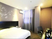 Nanning Xingbo Express Hotel Guangxi University Branch