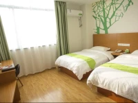 Vatica Beijing East Gate Temple of Heaven LongTan Park Hotel