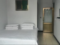 Pingyao Cats Pawprint Hostel