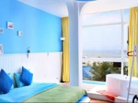 Clover Inn Nanbianhai