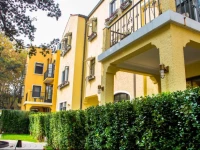 Seclusive Life Aristo Mansion