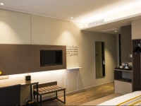 Home Inn Plus Shanghai Kongjiang Road Jiangpu Road Metro Station