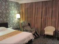 Jiujiu Holiday Hotel