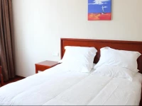 GreenTree Inn Shanghai Pudong Airport HuaxiaE) Road Lingkong Road Metro Station Express Hotel