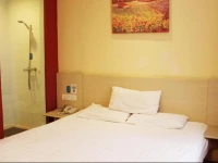 Hanting Express Shanghai Hongqiao Railway Station