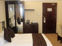 Xijing Tianyi Apartment Inn