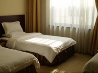 Linglong Neighbourhood Holiday Hotel